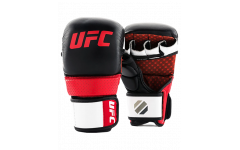 UFC PRO Перчатки для спарринга (Черные S/M)